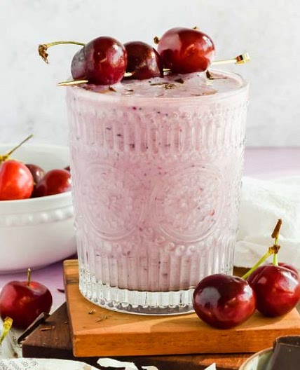 Chocolate Cherry Smoothie