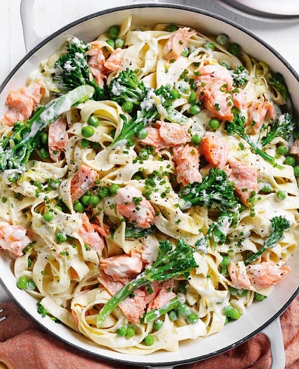 Smoked fish creamy pasta