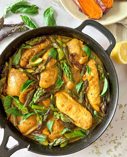 Saffron Chicken & Asparagus Skillet