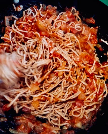 Simple storecupboard noodles