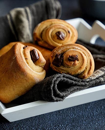 Pains briochés au chocolat façon chocolatine, recette très légère