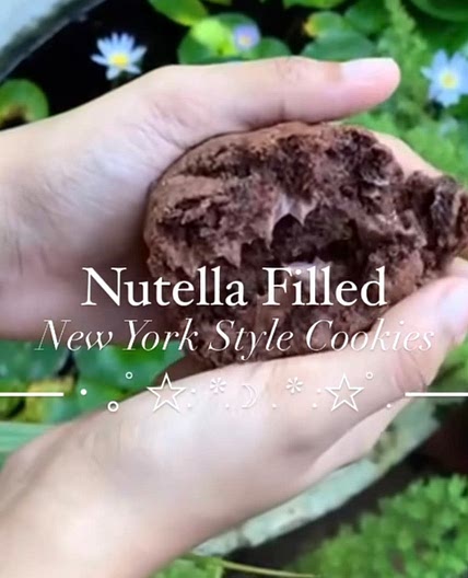 Nutella filled New York Style Cookies