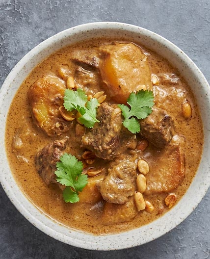 Beef Massaman - Bored of Lunch (slow cooker)