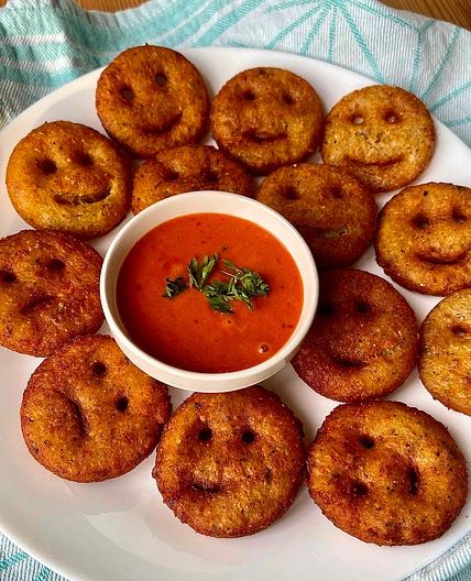 Crunchy Cheese N’ Herb Potato Smileys 