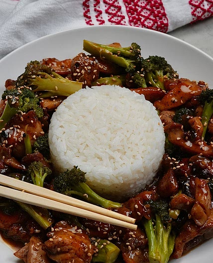 Orange Chicken & Broccoli