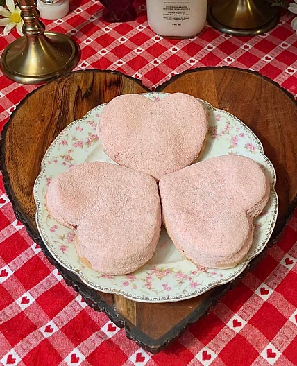 Strawberry donuts 