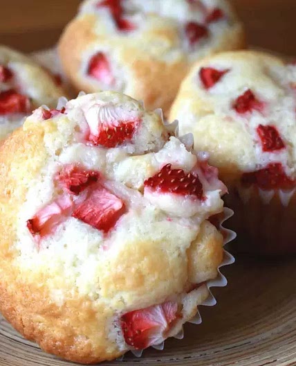 Panquecitos Esponjosos de Fresa
