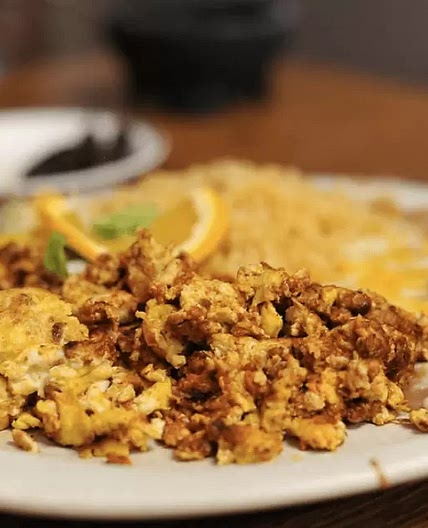 Huevos Revueltos con Chorizo
