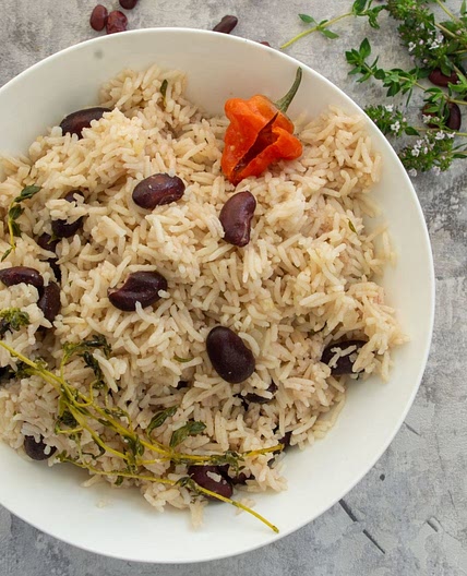 Rice cooker Jamaican rice and peas
