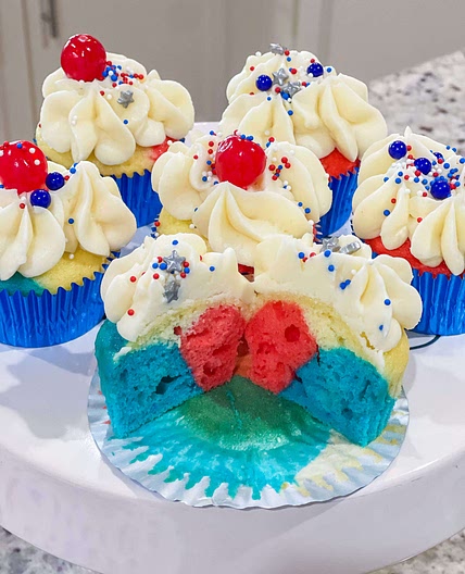 Red white and blue cupcakes 