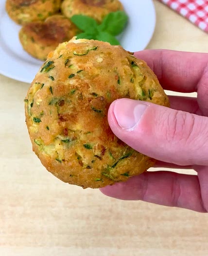 ZUCCHINI RICOTTA BALLS