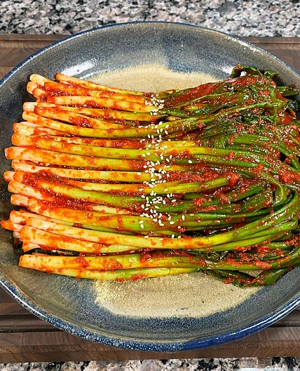 The EASIEST Kimchi, Green Onion Kimchi (Pa kimchi)