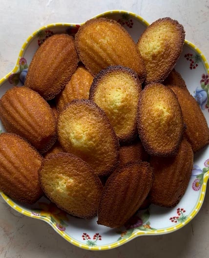 Orange madeleines 🍊