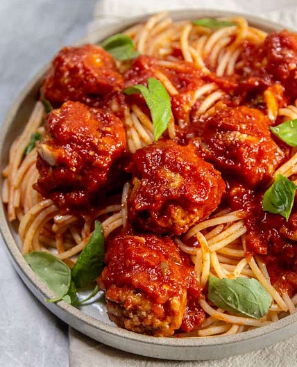 One Pan Baked Chicken Meatballs and Tomato Sauce recipe