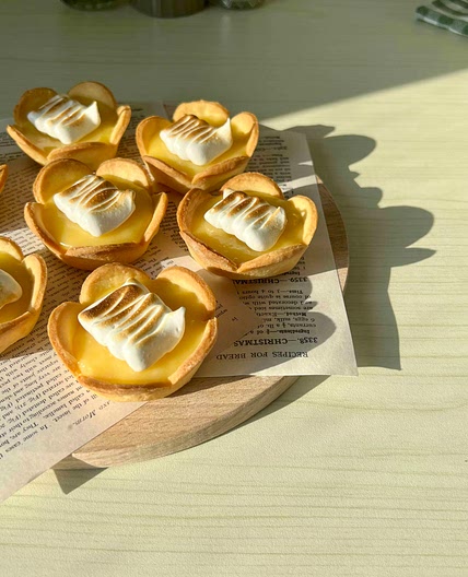 Mini lemon tarts