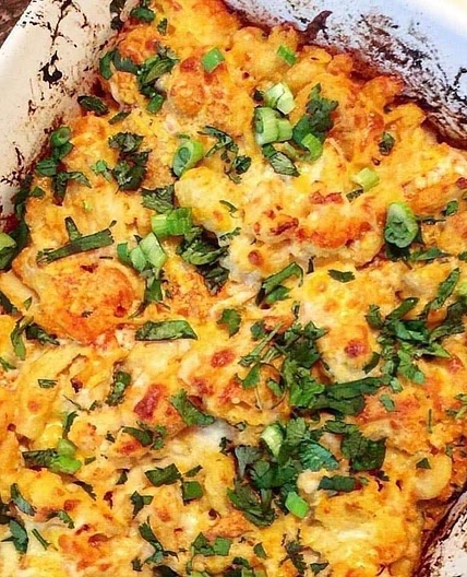 Loaded Cauliflower and Buffalo Chicken Casserole
