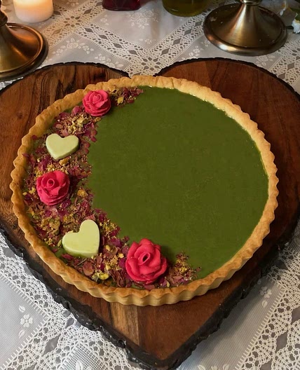 Matcha strawberry tart 