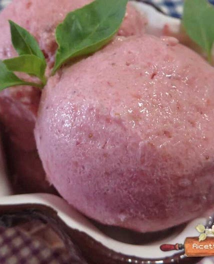 Gelato alle fragole senza gelatiera