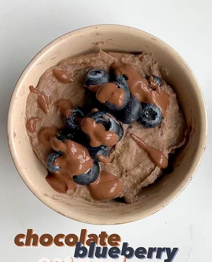 Chocolate Blueberry Oatmeal