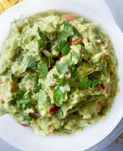 Best ever chunky guacamole