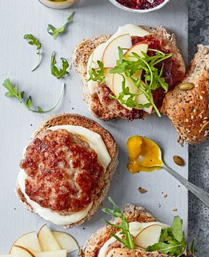 Pork & apple burgers