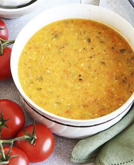 Courgette & tomato soup