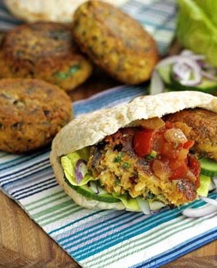 Falafel burgers