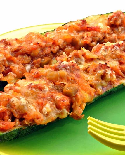 The Best Turkey-Stuffed Zucchini Boat