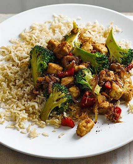 Stir-fry with broccoli & brown rice