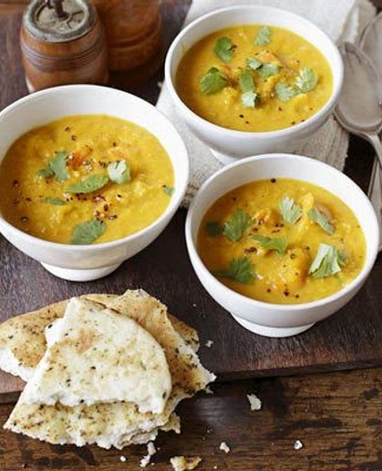 Curried squash, lentil & coconut soup