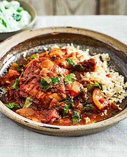 Slow-cooker chicken curry