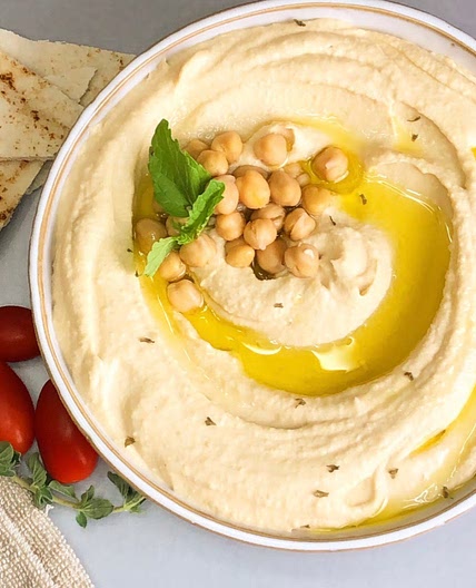Easy Creamy Hummus with Tahini