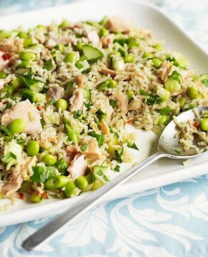 Zingy salmon & brown rice salad