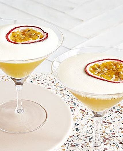 Alcohol-free passion fruit martini