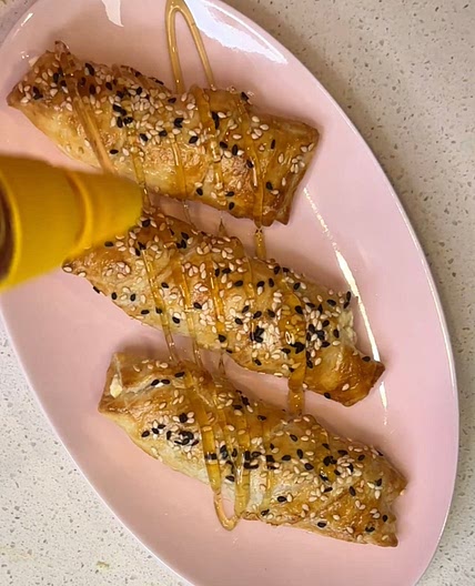Greek feta rolls