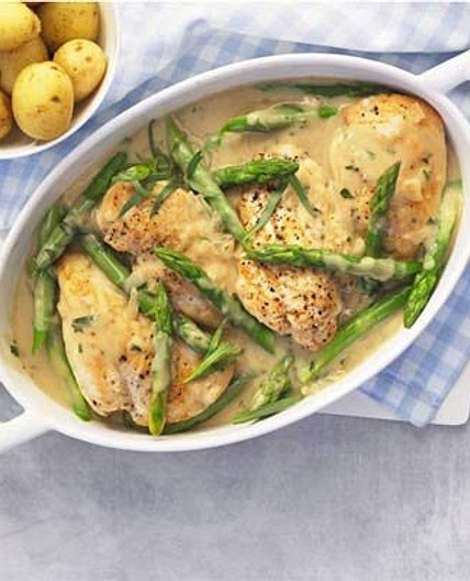 Creamy tarragon chicken with asparagus