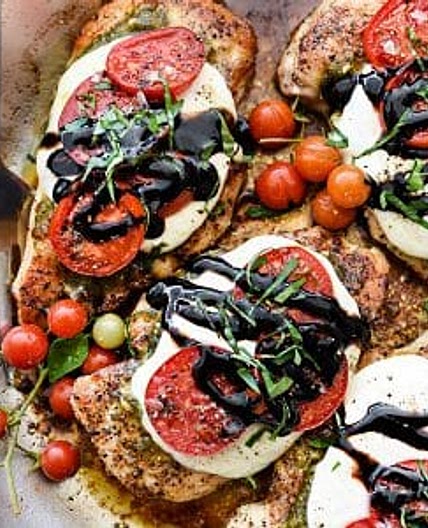 50 Dinner Ideas: THE BEST Chicken Caprese Recipe