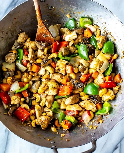 Easy Cashew Chicken {30-Minute Meal}