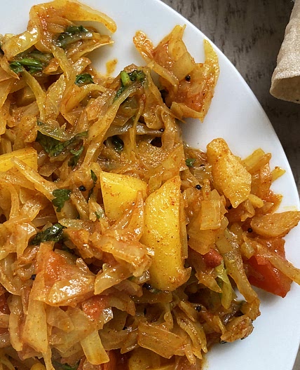Gujarati Cabbage Potato Curry | Kobi Batata nu Shaak