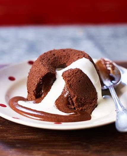 Easy chocolate molten cakes