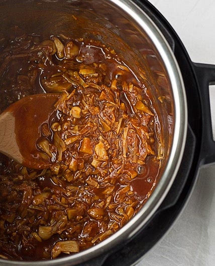 Instant Pot Pulled BBQ Jackfruit
