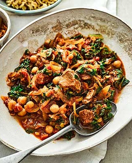 Slow cooker lamb curry