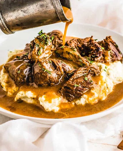 Beef Tips & Gravy over Cauliflower Mash