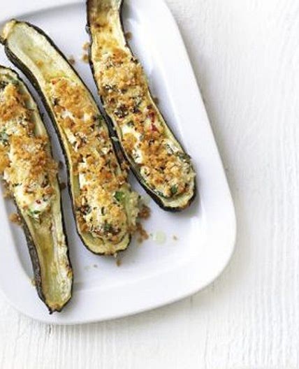 Cheesy baked courgettes