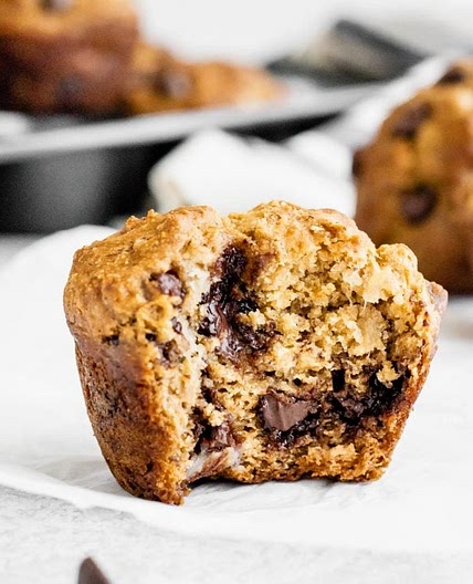 30 minute Skinny Banana Chocolate Chip Muffins