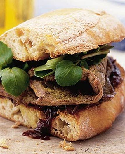 Steak & caramelised onion sandwich