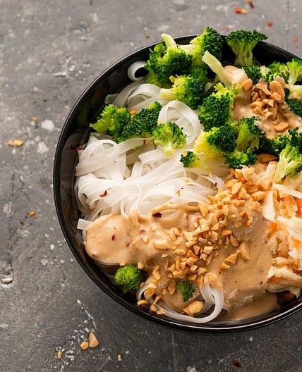 Savoury Ginger and Peanut Butter Beef Bowl