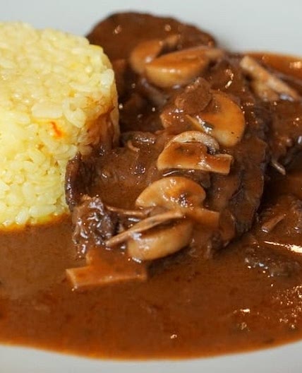 Fricandó Recipe - Slow Cooked Beef Stew with Mushrooms