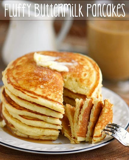 The BEST Fluffy Buttermilk Pancakes