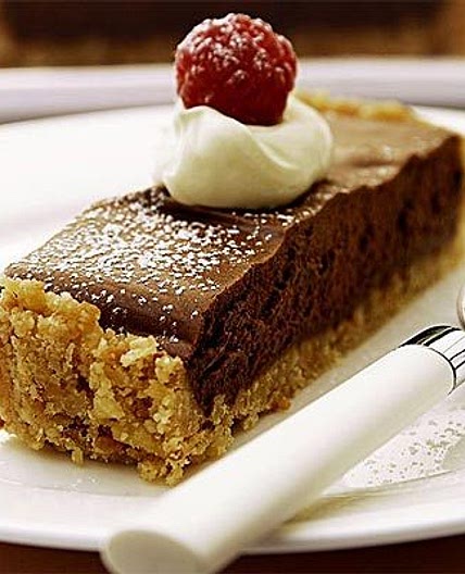 No-bake chocolate tart